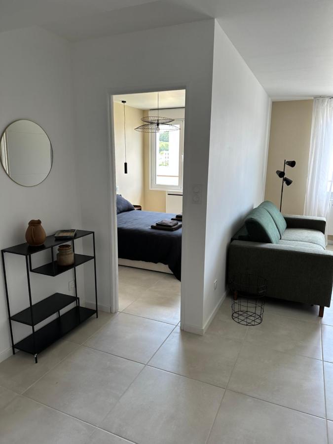 Appartement Neuf Contemporain ルルド エクステリア 写真