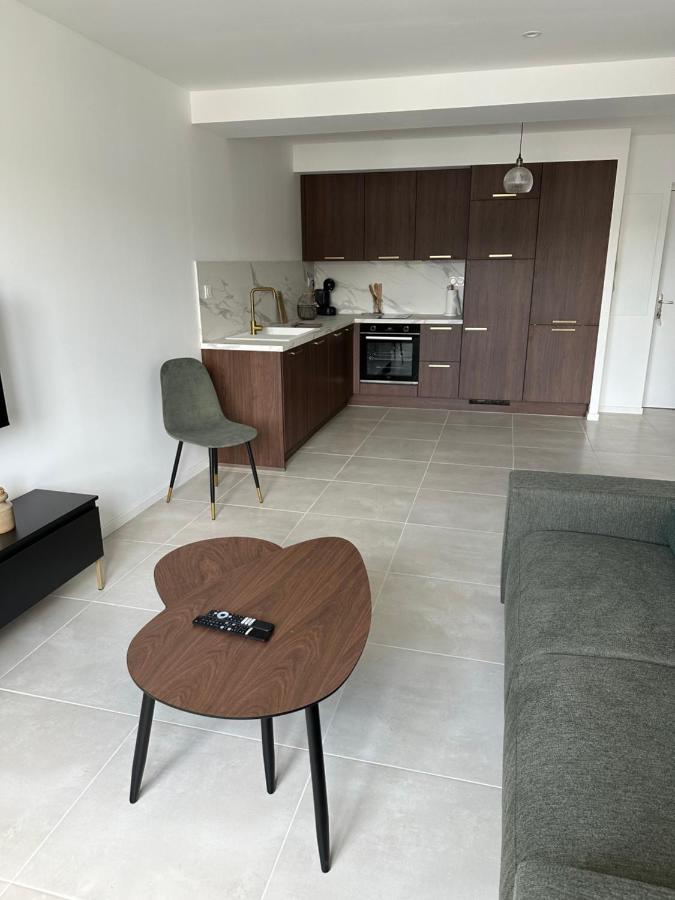 Appartement Neuf Contemporain ルルド エクステリア 写真
