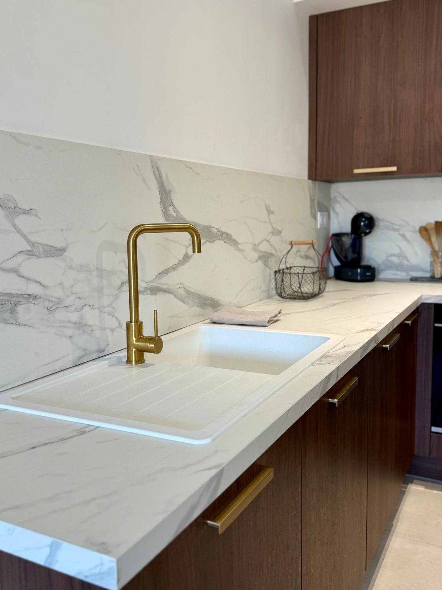 Appartement Neuf Contemporain ルルド エクステリア 写真